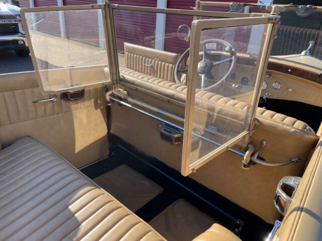 1931 Cadillac Sedan - photo 12