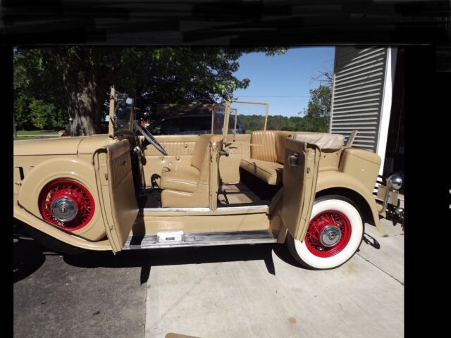 1931 Cadillac Sedan - photo 5