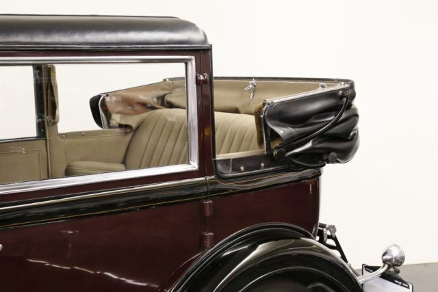 1931 Cadillac V-16 Madam-X Landau Sedan - photo 8