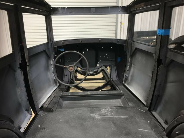1931 Chevrolet AE Independent Delux Sedan - photo 13
