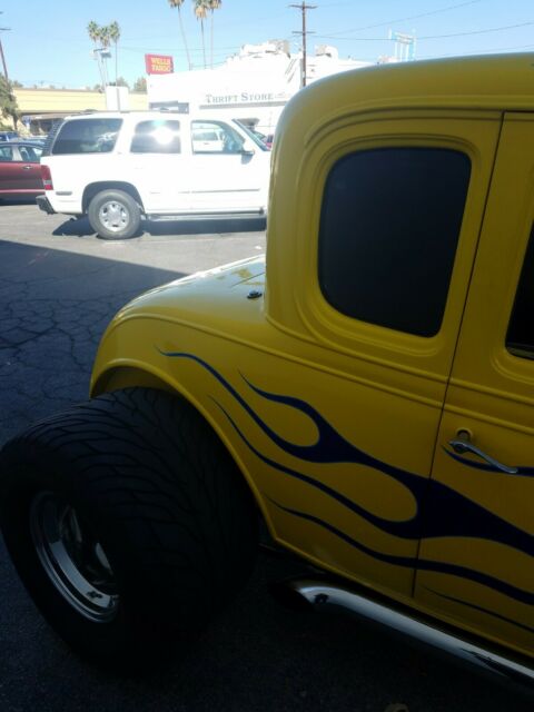 1931 Chevrolet coupe - photo 3