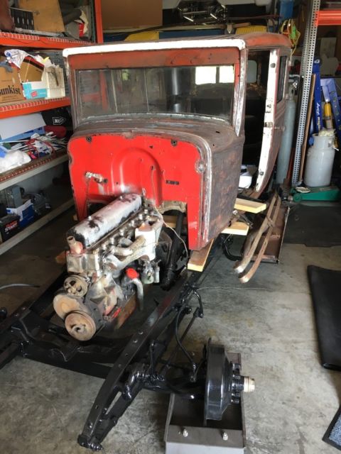 1931 Ford Chevy 4 door - photo 4