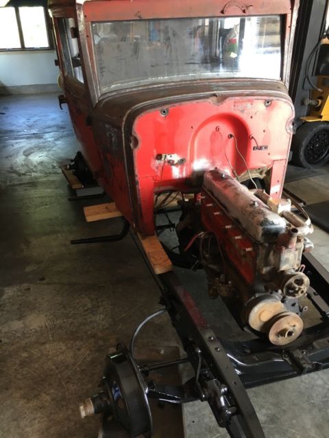 1931 Ford Chevy 4 door - photo 5