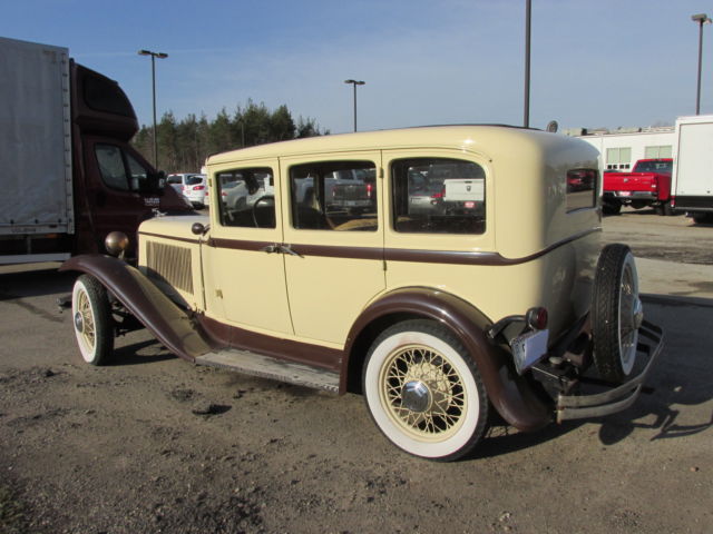 1931 Chrysler CM6 - photo 2