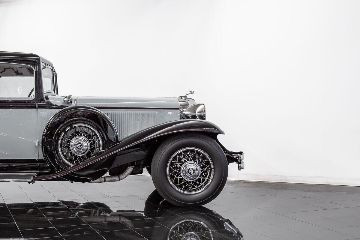1931 Chrysler Imperial CG Seven Passenger - photo 13
