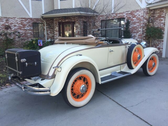 1931 Chrysler Roadster - photo 3