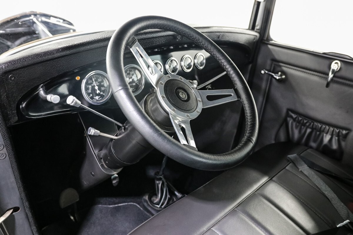 1931 Ford Coupe - photo 12