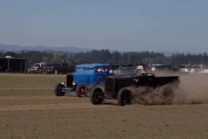 1931 Ford Coupe - photo 4