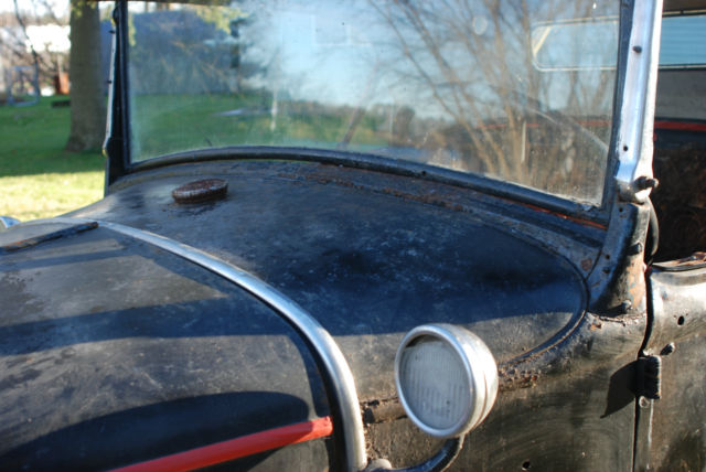 1931 Ford Model A Deluxe Roadster Kustom - photo 11