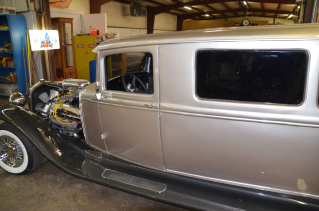 1931 Ford Model A Limo - photo 12