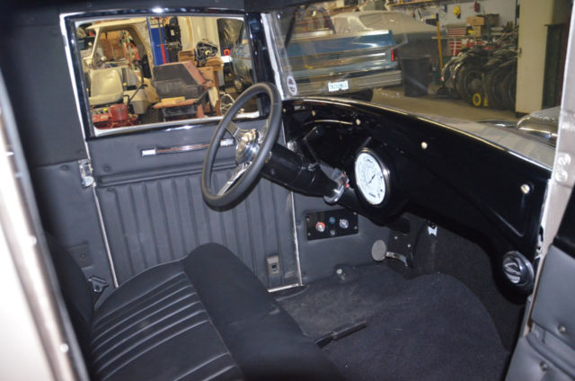 1931 Ford Model A Limo - photo 6