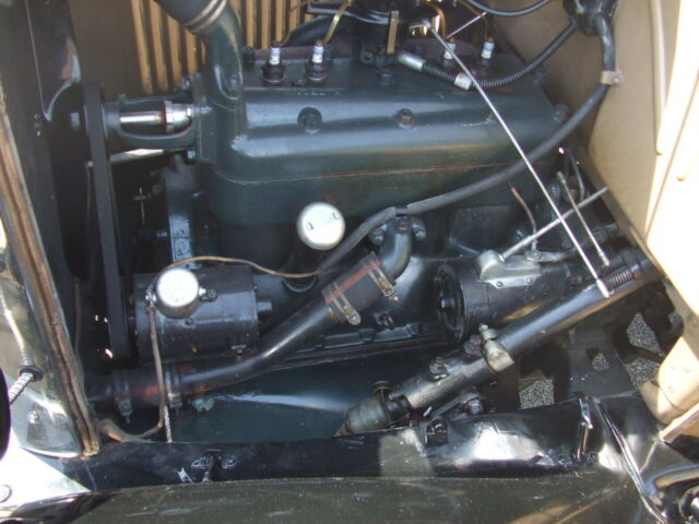 1931 Ford Model A 2 door Deluxe Phaeton - photo 5