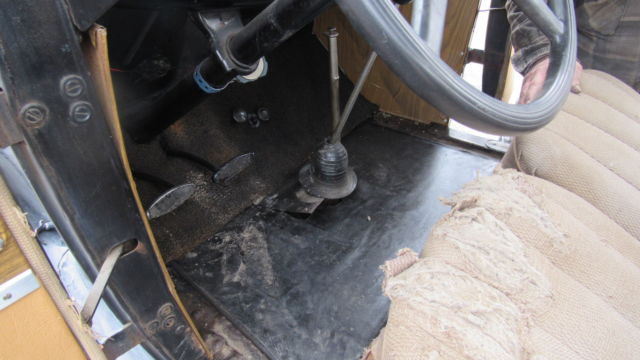 1931 Ford Model A Sedan Tudor - photo 11
