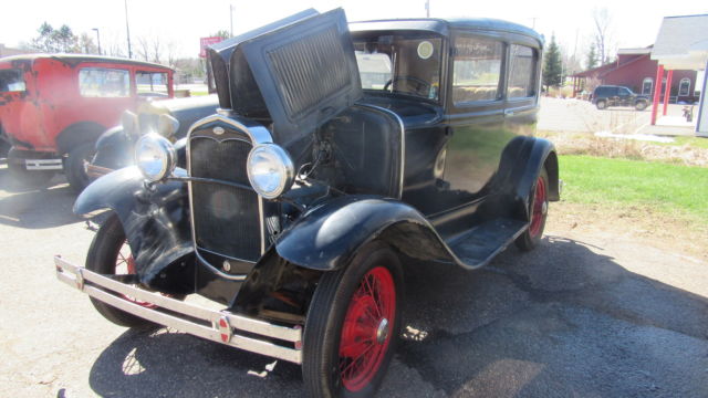 1931 Ford Model A Sedan Tudor - photo 8