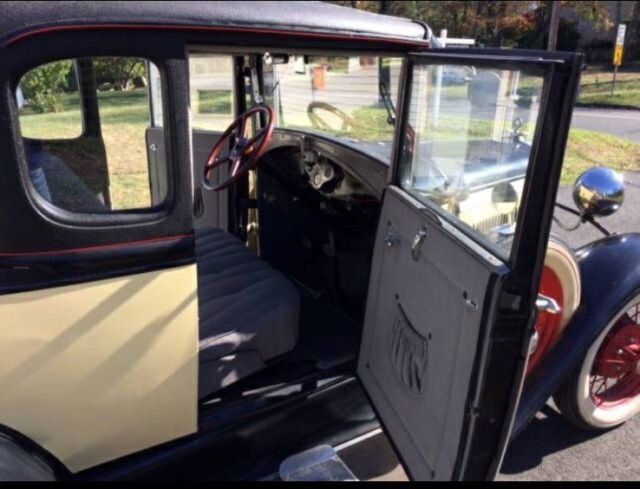 1931 Ford Model A deluxe - photo 3