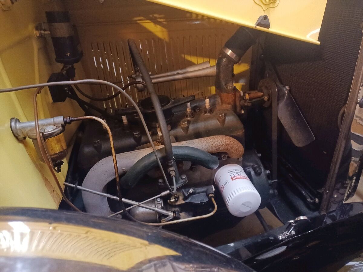 1931 Ford Model A deluxe - photo 11