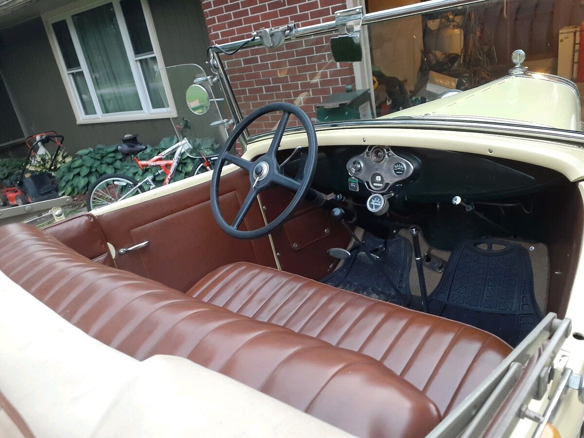 1931 Ford Model A deluxe - photo 9