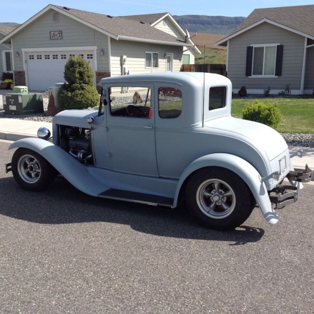 1931 Ford Model A 5 window coupe - photo 2