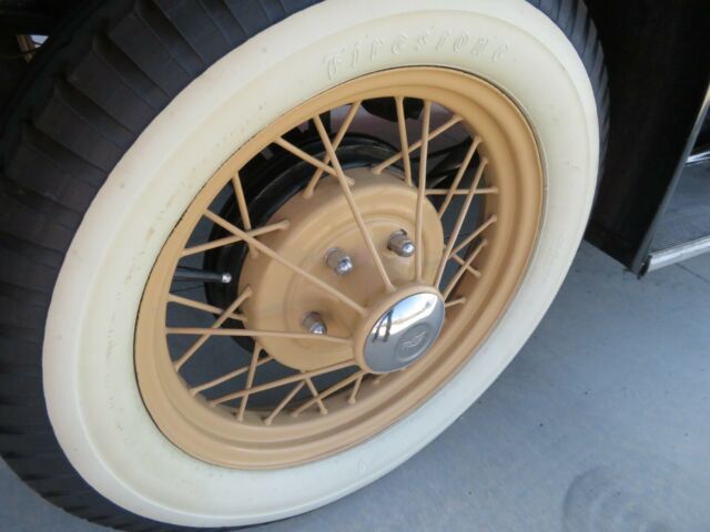 1931 Ford Model A Deluxe Roadster - photo 10