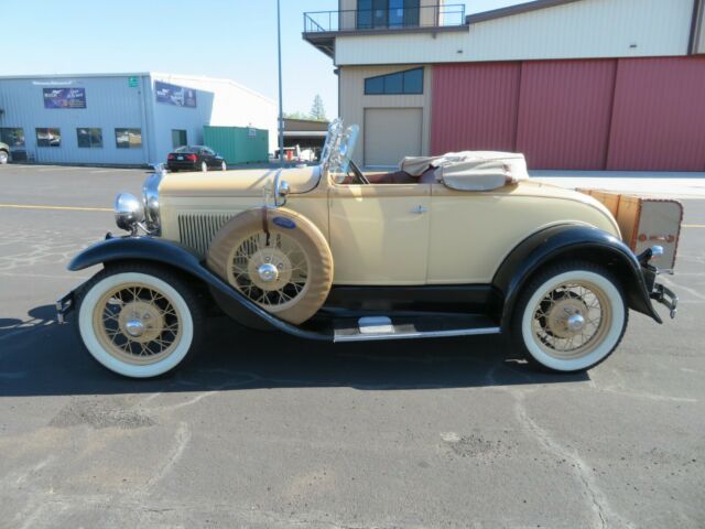 1931 Ford Model A Deluxe Roadster - photo 12