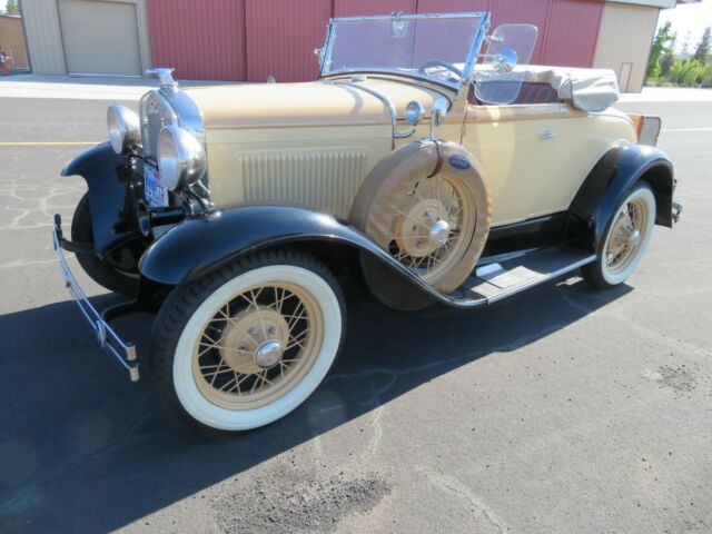 1931 Ford Model A Deluxe Roadster - photo 4