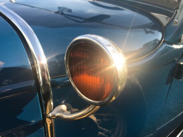 1931 Ford Model A Deluxe Roadster - photo 8