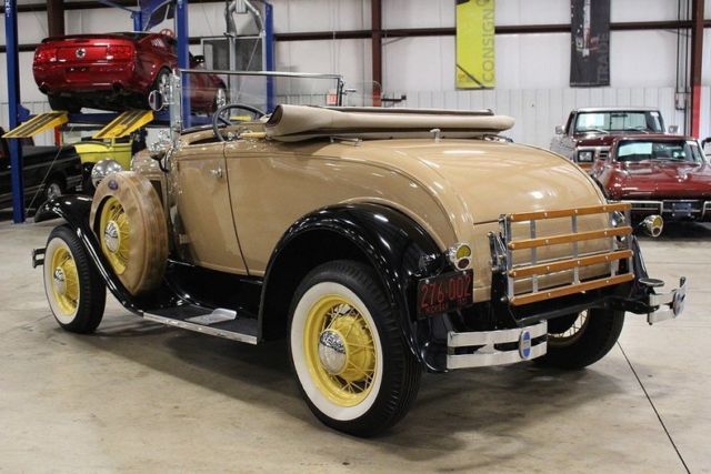 1931 Ford Model A Deluxe Roadster - photo 4