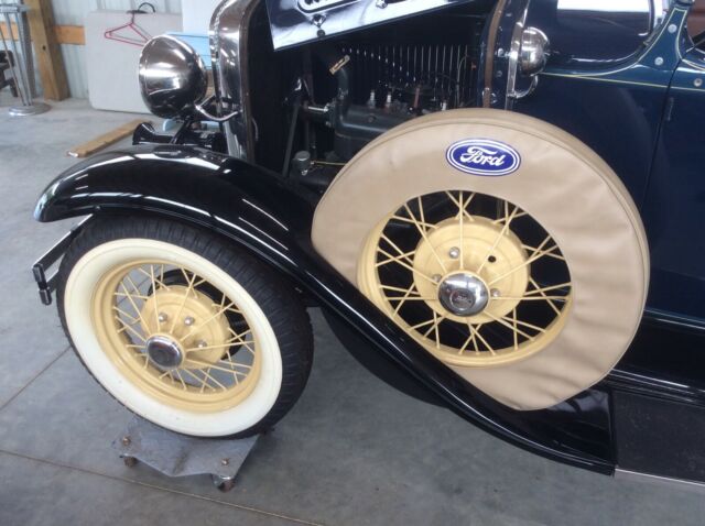 1931 Ford Model A Roadster - photo 4