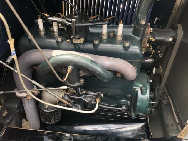 1931 Ford Model A Roadster - photo 10