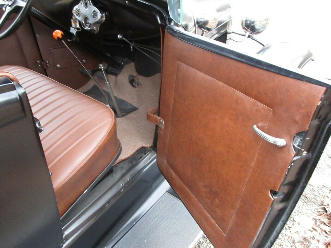 1931 Ford Model A - photo 11