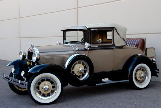 1931 Ford Model A Deluxe Sports Coupe Full of prewar goodies like a Cadillac 1931 Ford Model A Sports Coupe Oldtimer