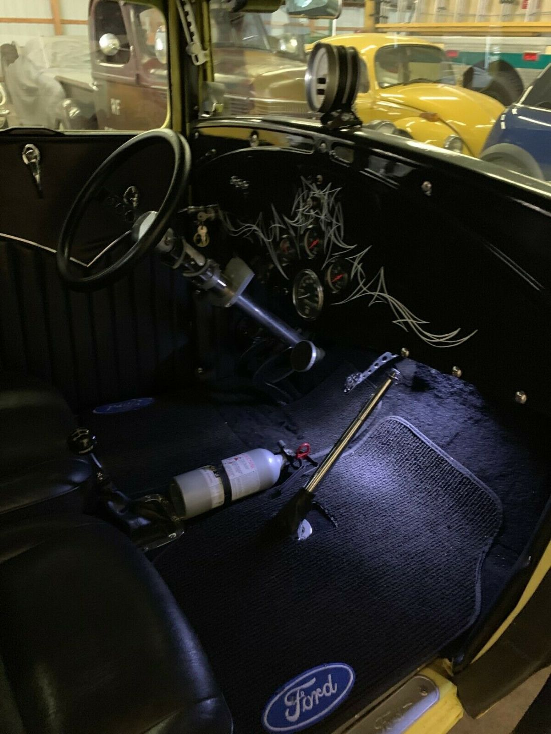 1931 Ford Model A coupe - photo 8