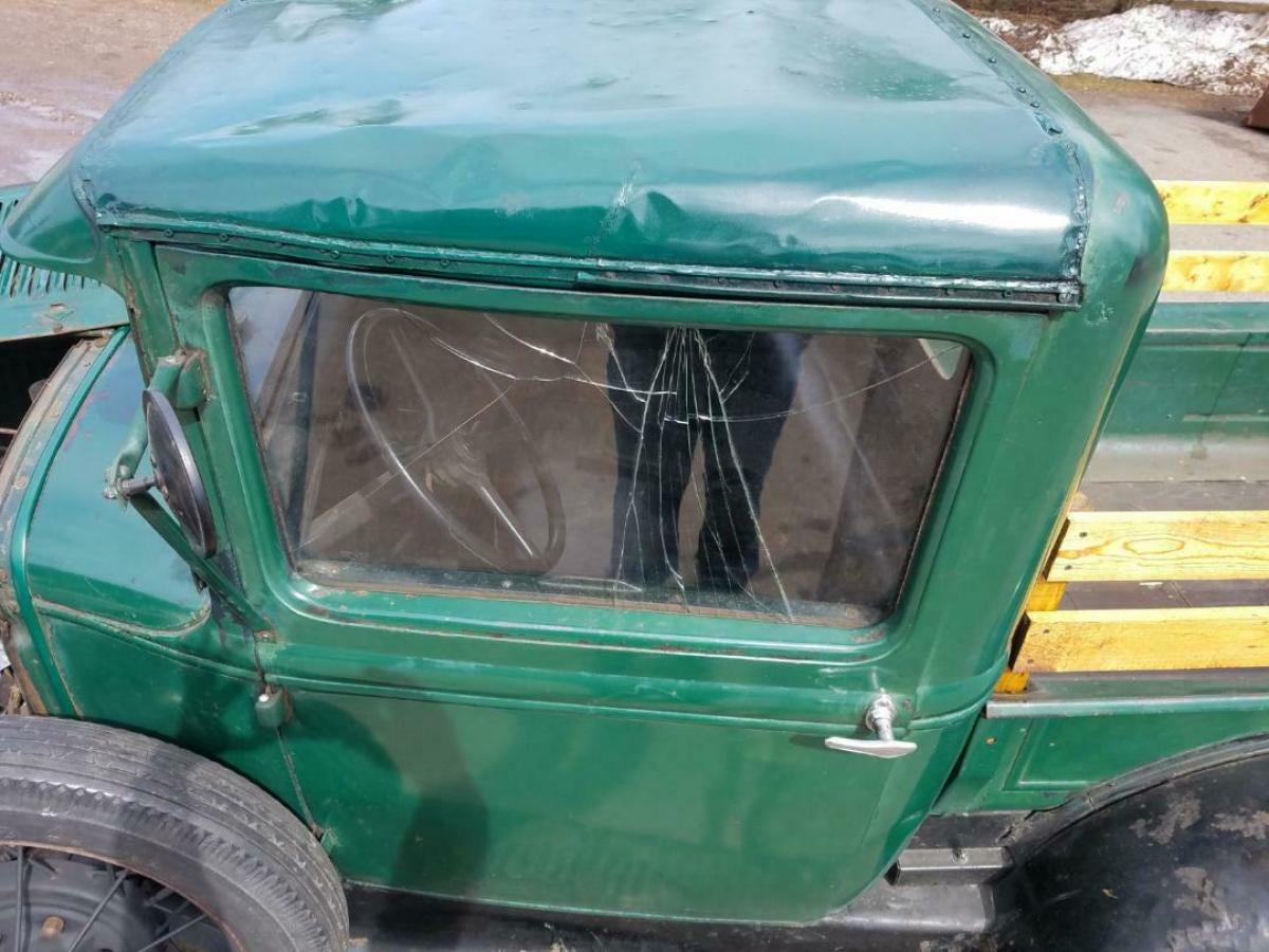 1931 Ford Model A - photo 12