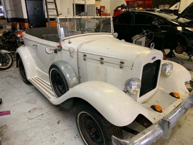 1931 Ford Glassic - photo 2