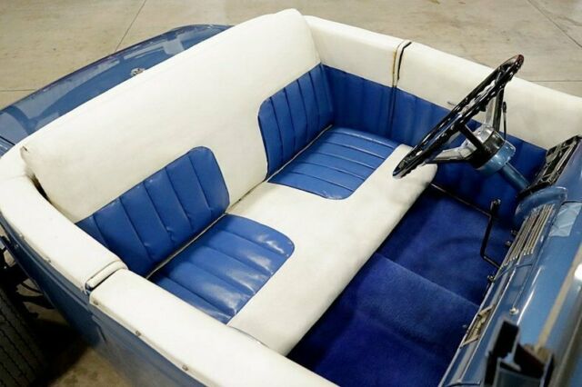1931 Ford Model A Roadster - photo 10