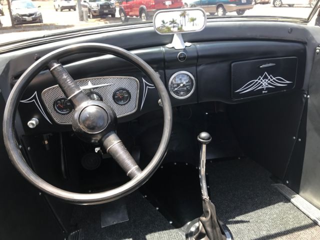 1931 Ford Model A - photo 12