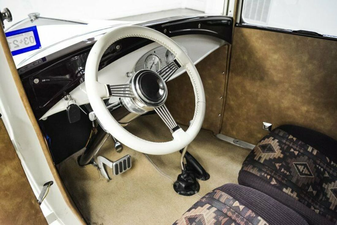 1931 Ford Model A SEDAN - photo 13