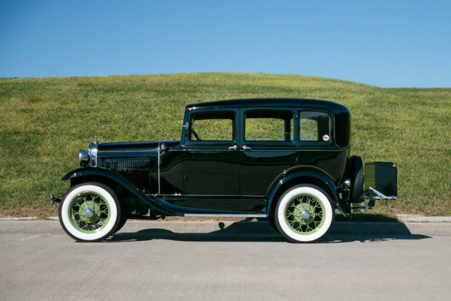 1931 Ford Model A Sedan - photo 6
