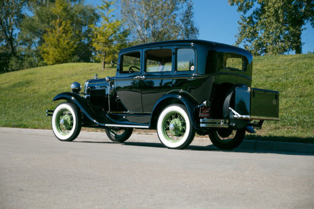 1931 Ford Model A Sedan - photo 8