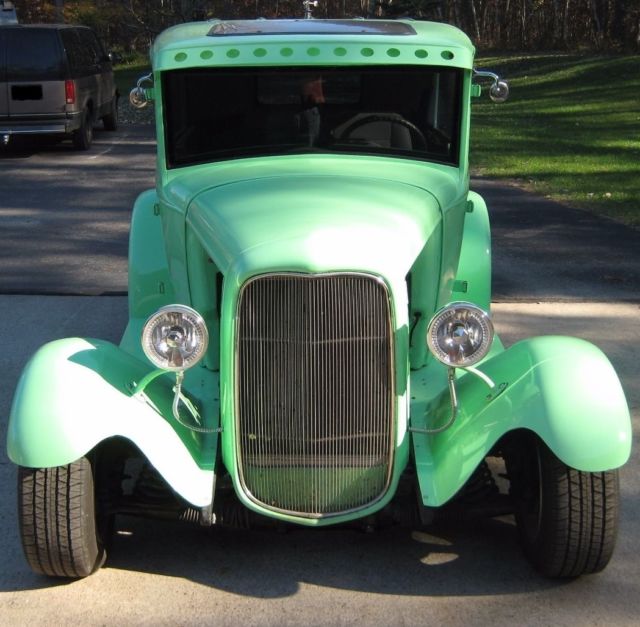 1931 Ford Model A Tudor - photo 3