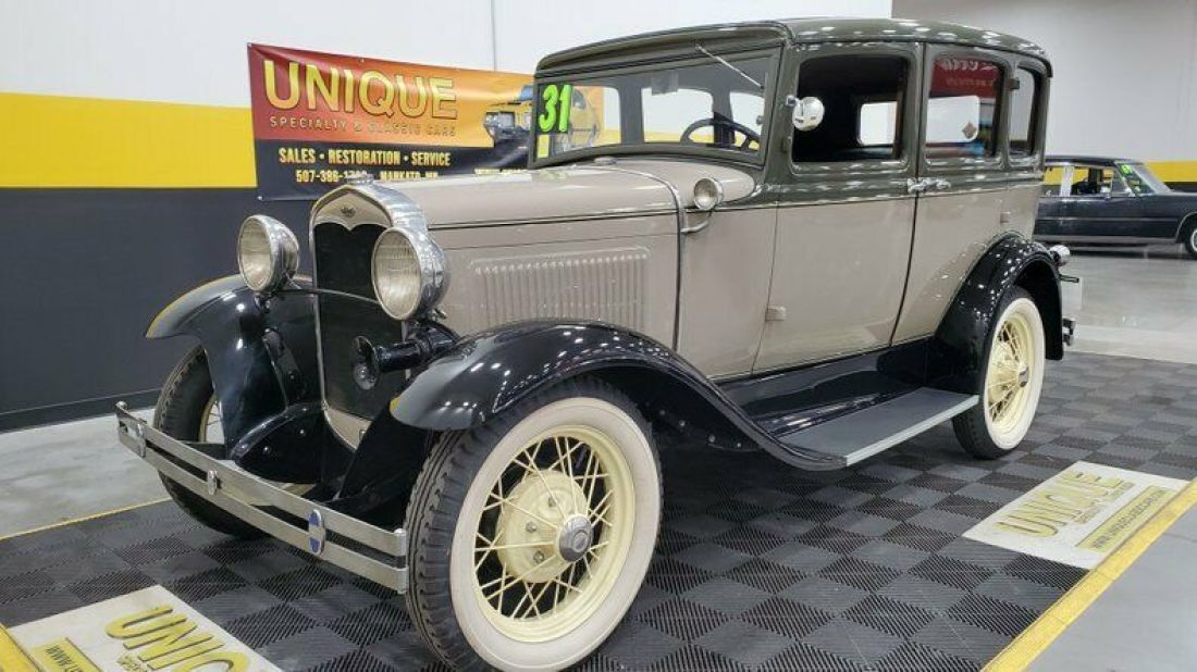 1931 Ford Model A Slant Windshield Sedan