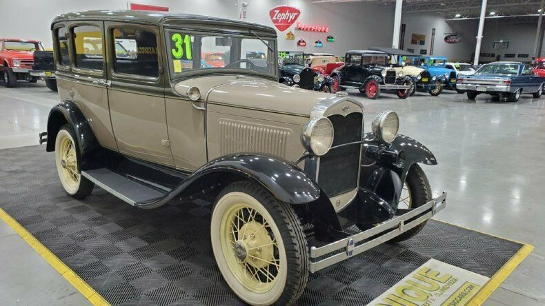 1931 Ford Model A Slant Windshield Sedan - photo 3