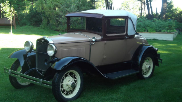 1931 Ford Model A Sport Coupe, rumble seat 1931 Ford Model A
