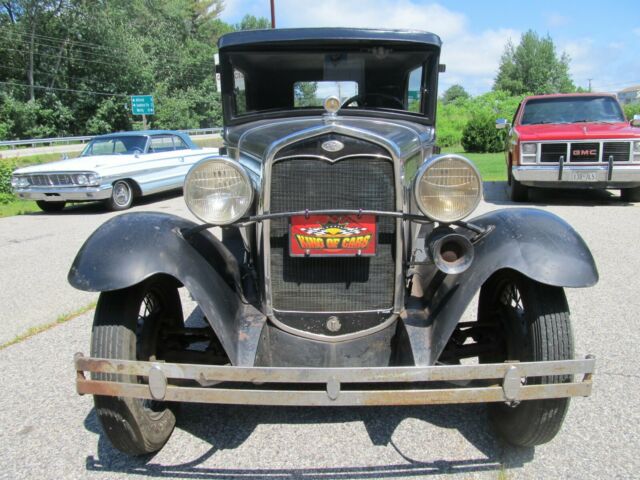 1931 FORD MODEL A TUDOR SEDAN ALL STEEL SAME FAMILY MANY YEARS 1931 Ford Model A tudor