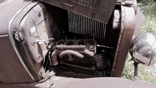 1931 Ford Model A Tudor Sedan - photo 4