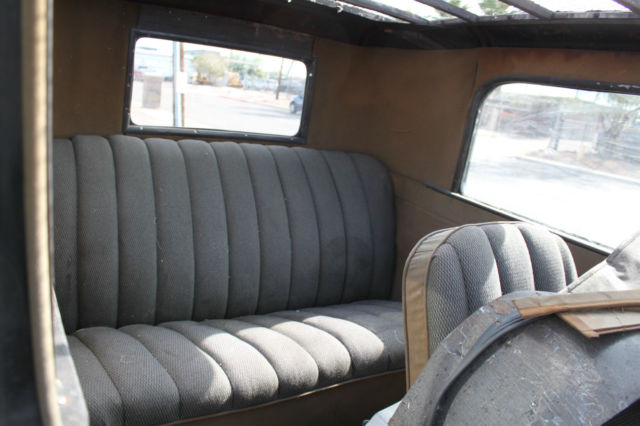 1931 Ford Model A Sedan - photo 13