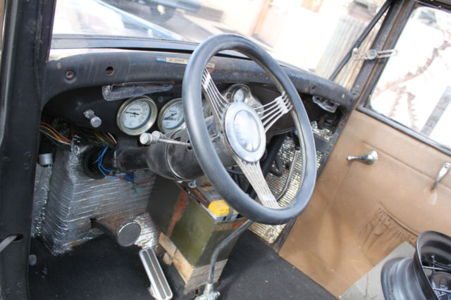 1931 Ford Model A Sedan - photo 9