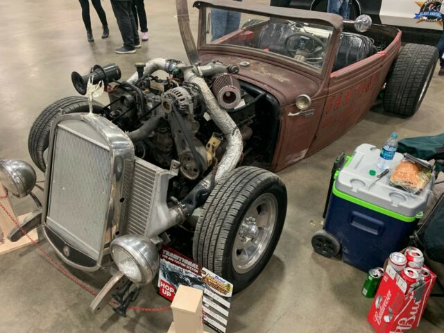 1931 Ford Model A Victoria - photo 2