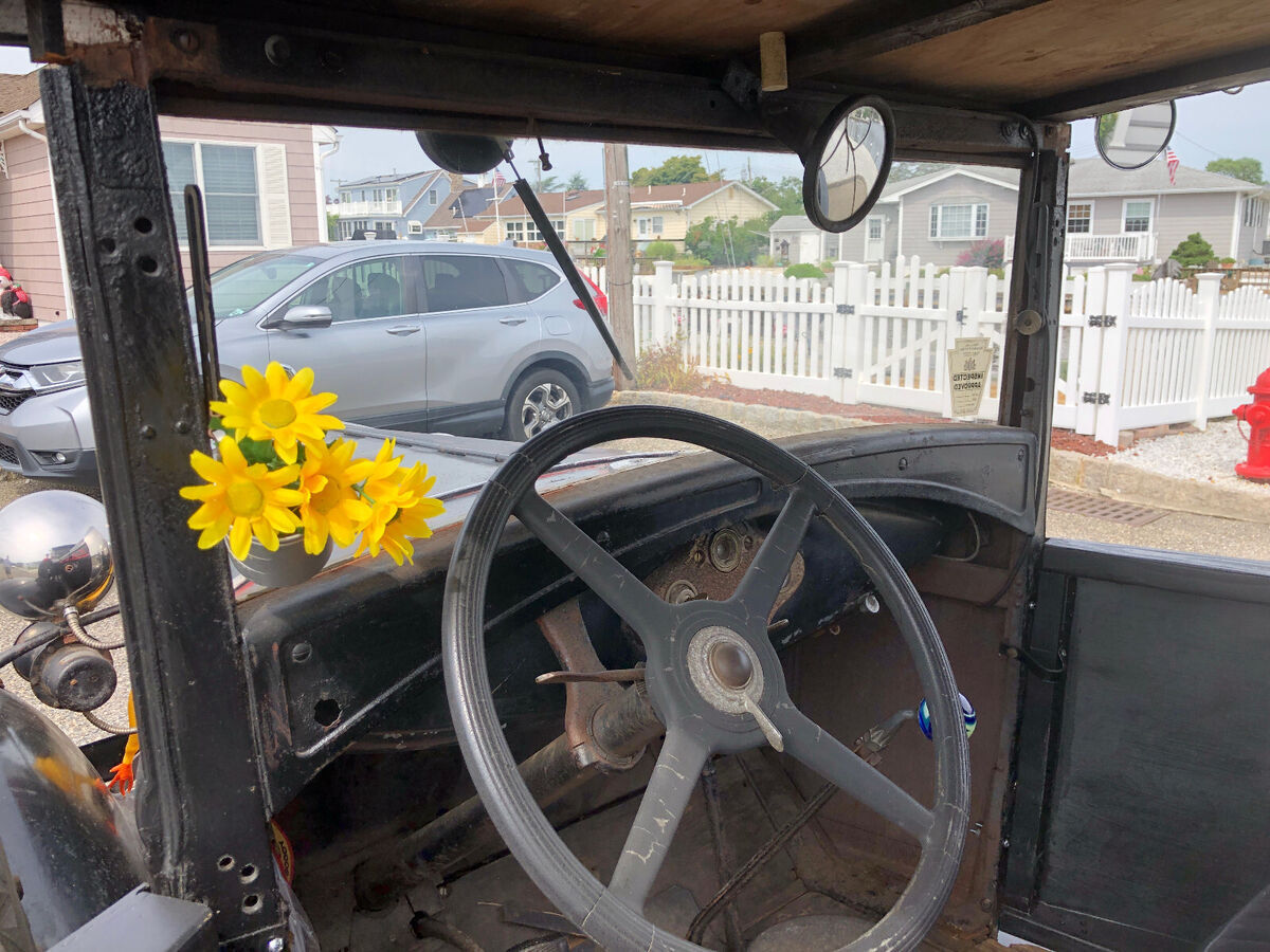 1931 Ford Model A - photo 12