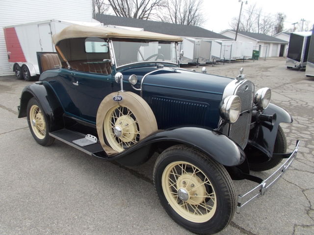 1931 Ford Model A Roadster - photo 2